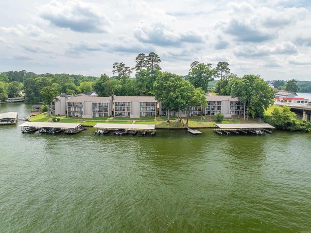 1319 Airport Rd Unit 2F, Hot Springs, AR 71913