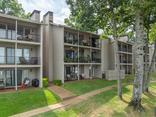 1319 Airport Rd Unit 2F, Hot Springs, AR 71913