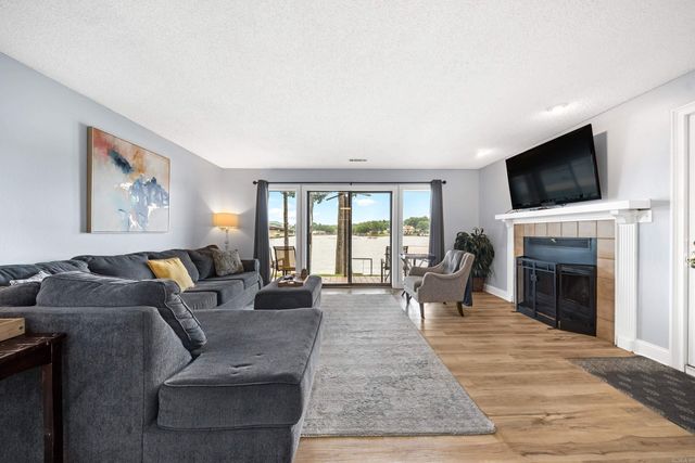 1319 Airport Rd Unit 2F, Hot Springs, AR 71913