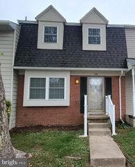 576 MILLSHIRE DR, Millersville, MD 21108