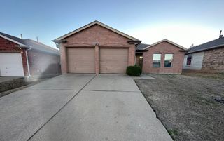 8255 Horse Whisper Lane, Fort Worth, TX 76131