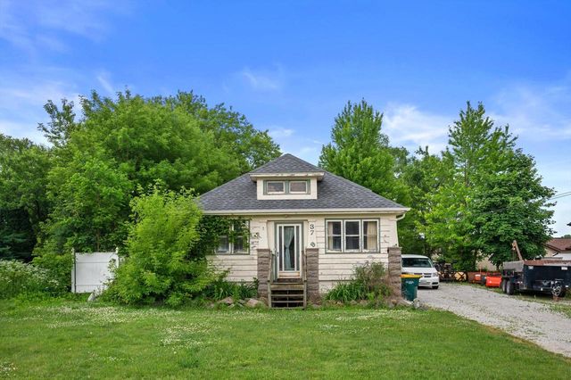 3709 E Ryan ROAD, Oak Creek, WI 53154