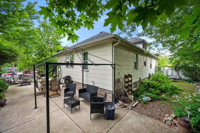 3709 E Ryan ROAD, Oak Creek, WI 53154