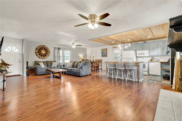 133 Old Liberty Pickens Road, Pickens, SC 29671