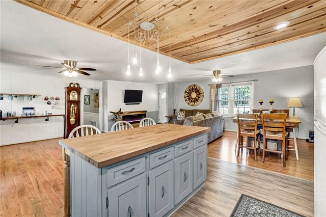 133 Old Liberty Pickens Road, Pickens, SC 29671