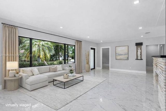 260 NW 86th St, El Portal, FL 33150