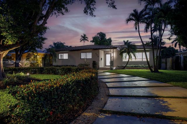 260 NW 86th St, El Portal, FL 33150