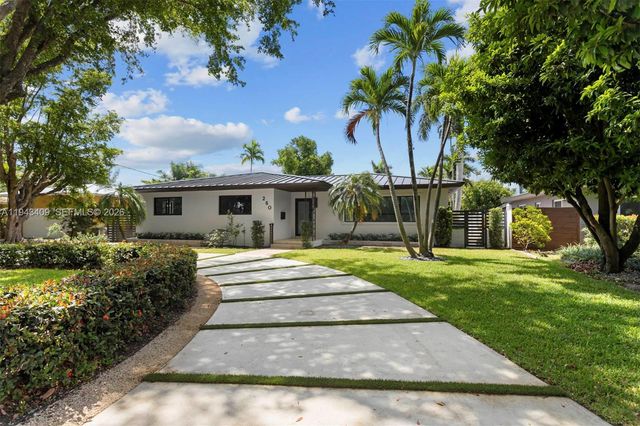 260 NW 86th St, El Portal, FL 33150