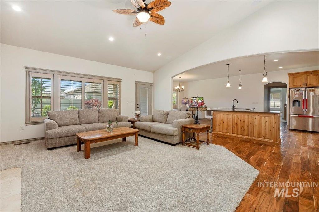 2433 Blick, Twin Falls, ID 83301 photo 2