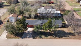 1223 E Vilas Avenue, Guthrie, OK 73044