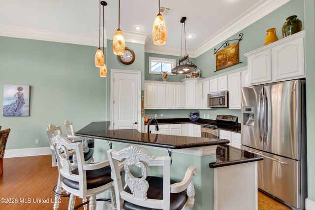 210 Fairway Villa, Diamondhead, MS 39525
