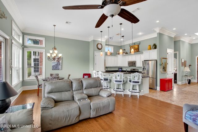 210 Fairway Villa, Diamondhead, MS 39525