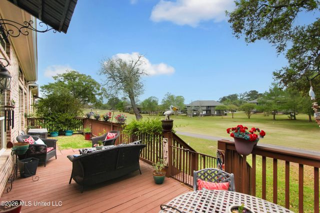 210 Fairway Villa, Diamondhead, MS 39525
