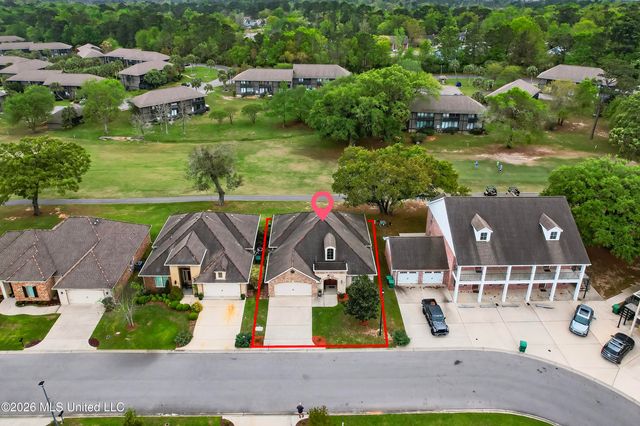210 Fairway Villa, Diamondhead, MS 39525
