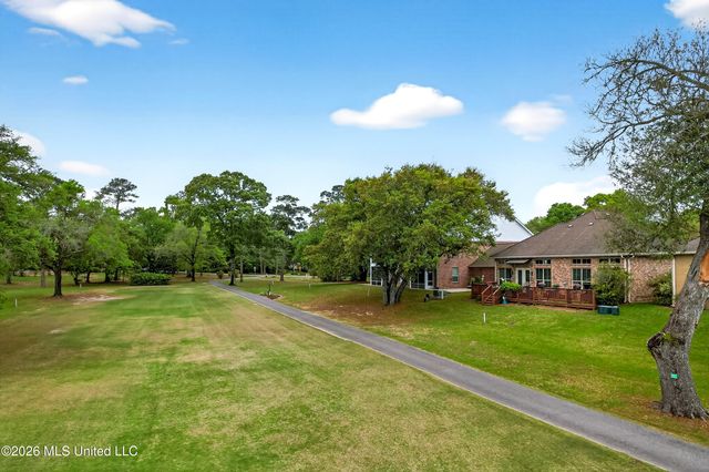 210 Fairway Villa, Diamondhead, MS 39525