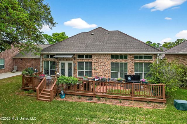 210 Fairway Villa, Diamondhead, MS 39525