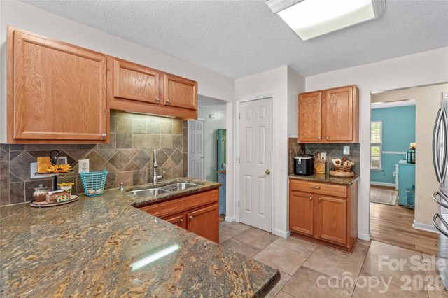 1174 Mocksville Highway, Statesville, NC 28625