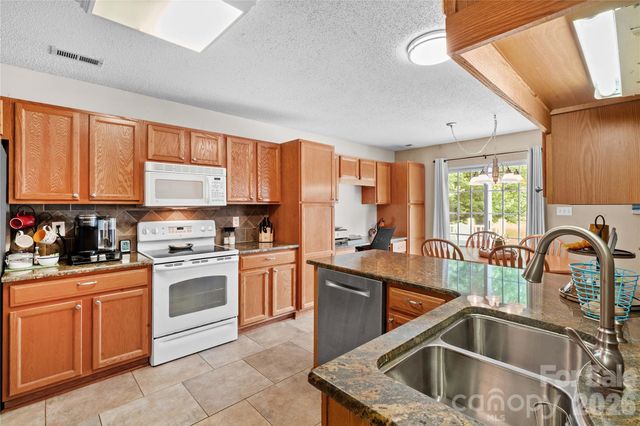 1174 Mocksville Highway, Statesville, NC 28625