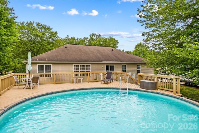 1174 Mocksville Highway, Statesville, NC 28625