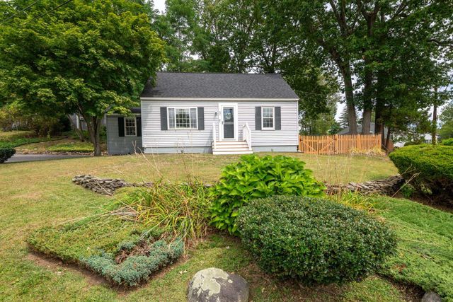 60 Bosse Avenue, Manchester, NH 03103