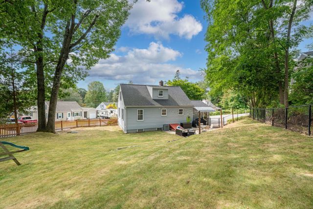 60 Bosse Avenue, Manchester, NH 03103