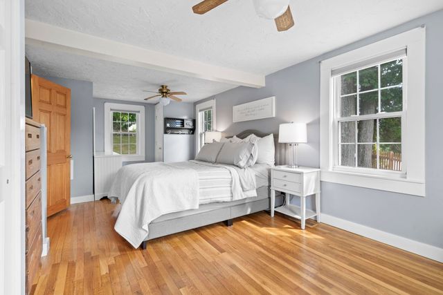 60 Bosse Avenue, Manchester, NH 03103