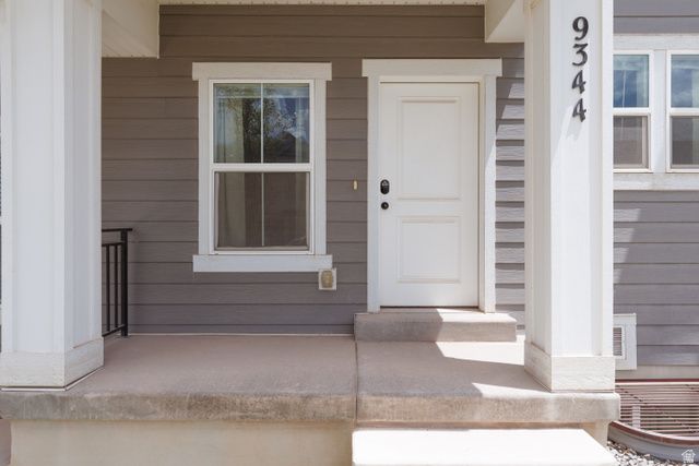 9344 N VERNHAM LN, Eagle Mountain, UT 84005