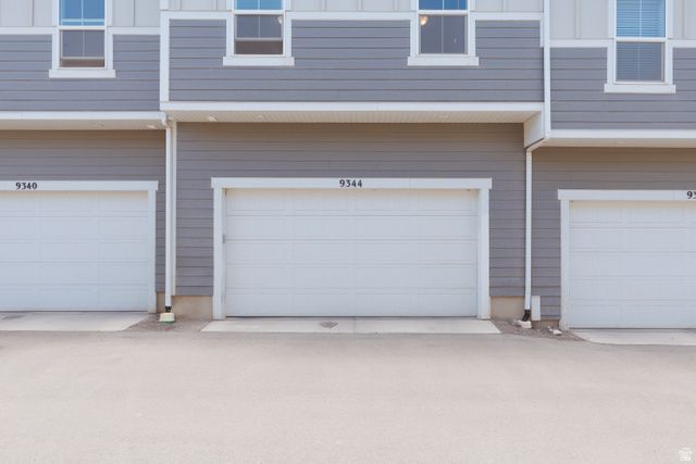 9344 N VERNHAM LN, Eagle Mountain, UT 84005