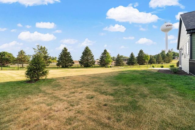701 Mocha Way, Verona, WI 53593