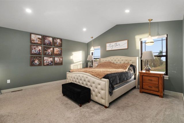 701 Mocha Way, Verona, WI 53593