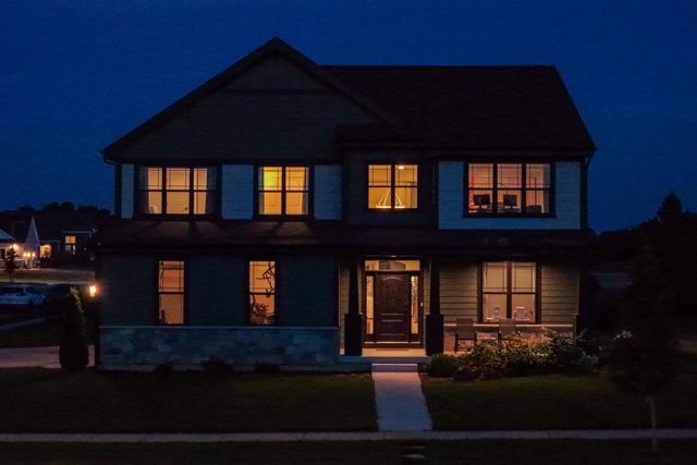 701 Mocha Way, Verona, WI 53593