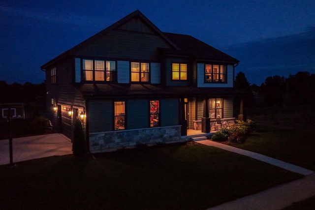 701 Mocha Way, Verona, WI 53593