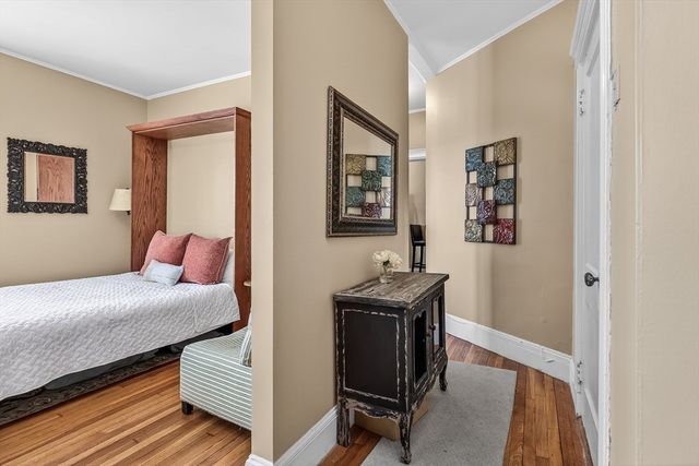 60 Charlesgate E 106, Boston, MA 02215