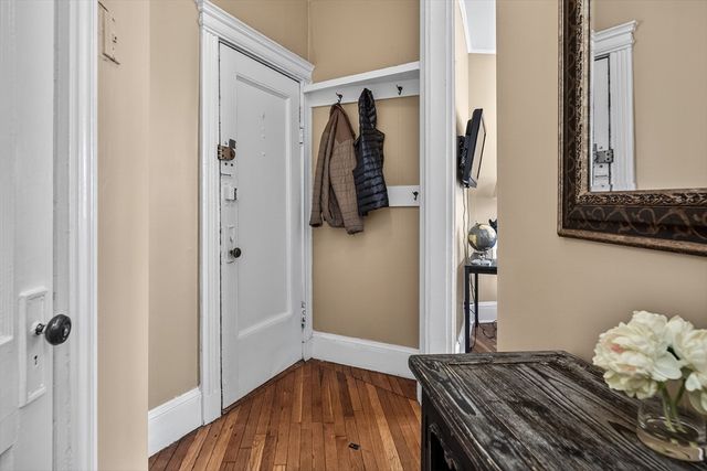 60 Charlesgate E 106, Boston, MA 02215