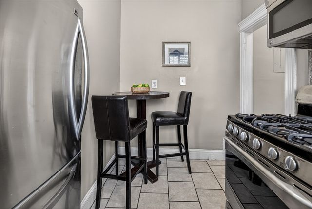 60 Charlesgate E 106, Boston, MA 02215