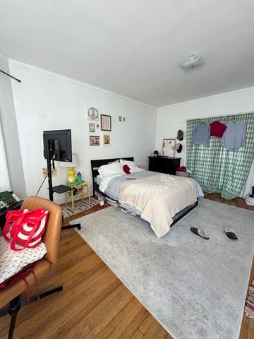 74 The Fenway 46, Boston, MA 02115