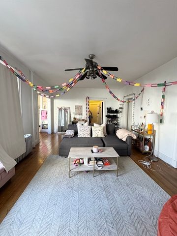 74 The Fenway 46, Boston, MA 02115