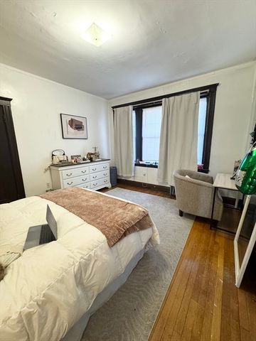 74 The Fenway 46, Boston, MA 02115