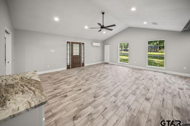 510 Oklahoma St., Van, TX 75790