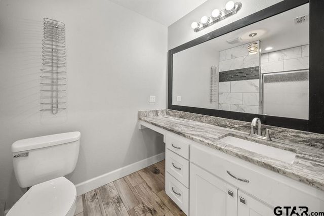 510 Oklahoma St., Van, TX 75790