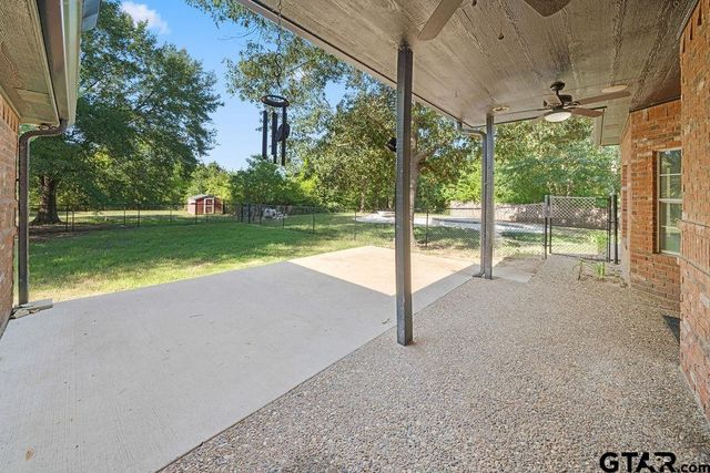 510 Oklahoma St., Van, TX 75790