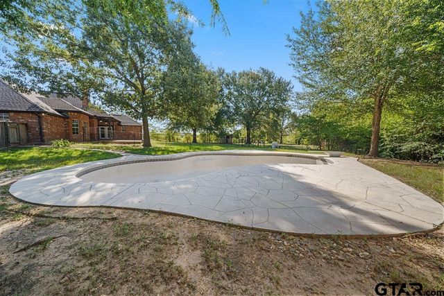 510 Oklahoma St., Van, TX 75790