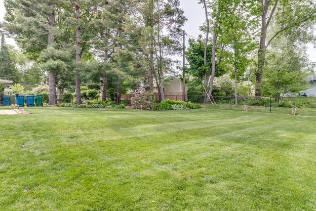 359 South Hills Drive, Battle Creek City, MI 49015
