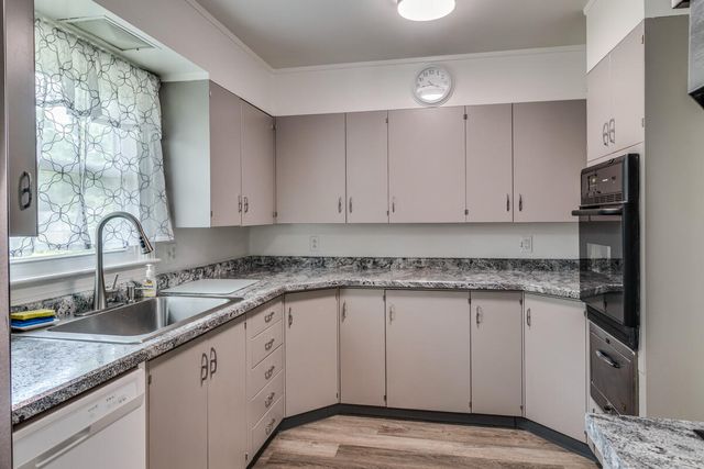359 South Hills Drive, Battle Creek City, MI 49015