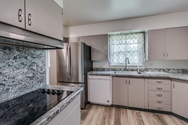 359 South Hills Drive, Battle Creek City, MI 49015
