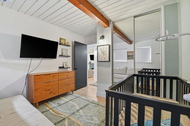 2823 Hilltop Rd, Concord, CA 94520