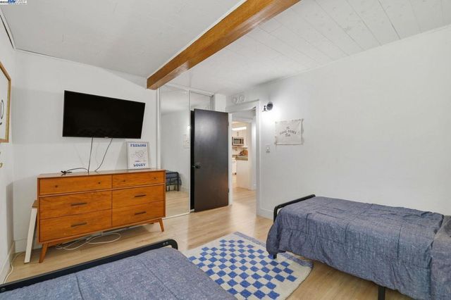 2823 Hilltop Rd, Concord, CA 94520