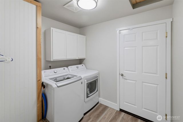141 E Village View Drive, Allyn, WA 98524
