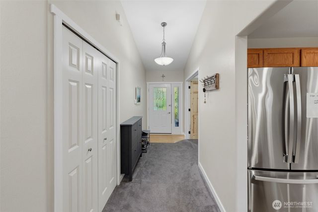 141 E Village View Drive, Allyn, WA 98524
