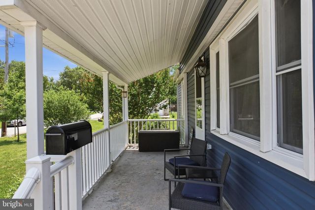 2418 4TH AVE, Upper Chichester, PA 19061
